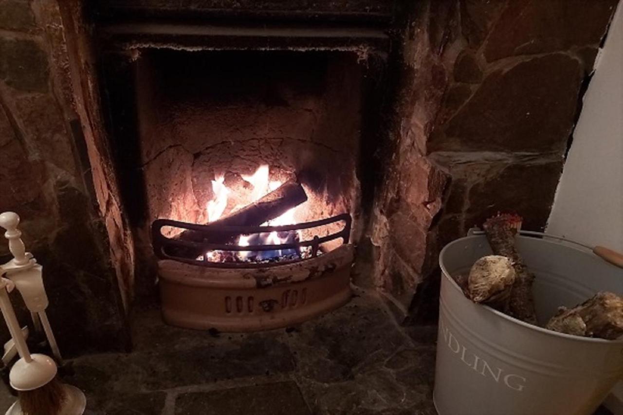 Cozy Snug Room, Short Drive To Lyme Regis, Crackling Fireplace, Private Balcony & Stunning Countryside Views, Free Private Parking & Wifi Axminster Exteriér fotografie